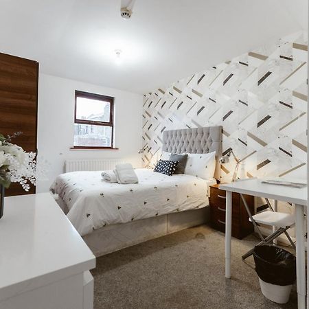 Whitechapel En-Suite Beds To Stay لندن المظهر الخارجي الصورة