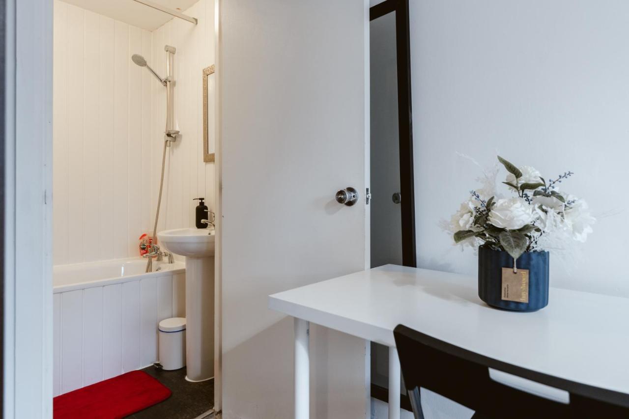 Whitechapel En-Suite Beds To Stay لندن المظهر الخارجي الصورة